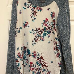 Van Heusen Graphic Raglan Top Blue and Cream